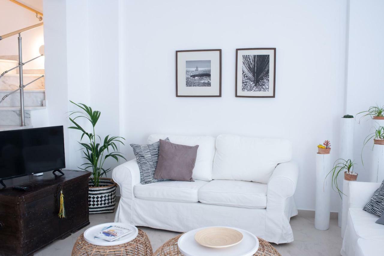 Appartement Harmonia House à Kamári Extérieur photo