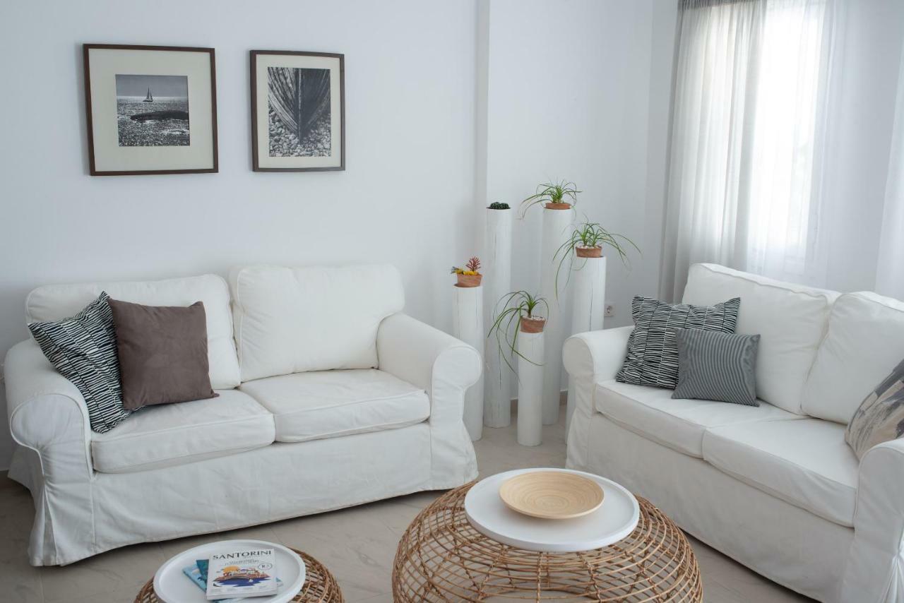Appartement Harmonia House à Kamári Extérieur photo