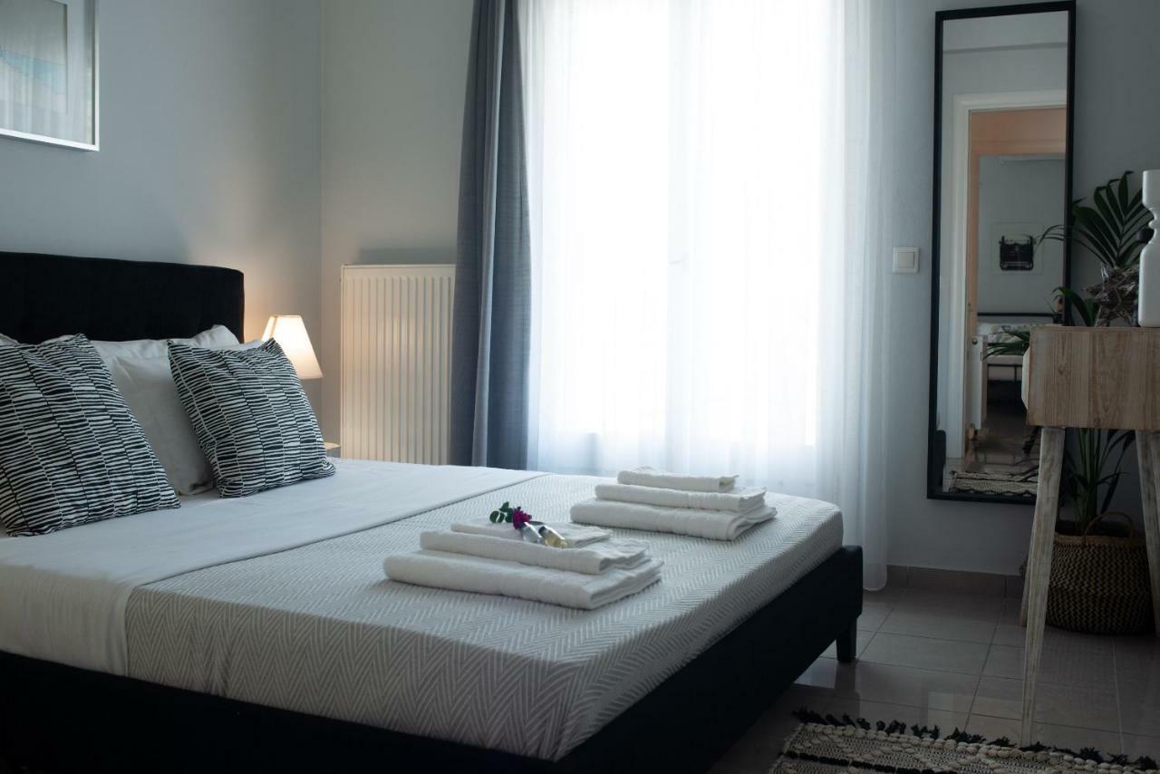 Appartement Harmonia House à Kamári Extérieur photo